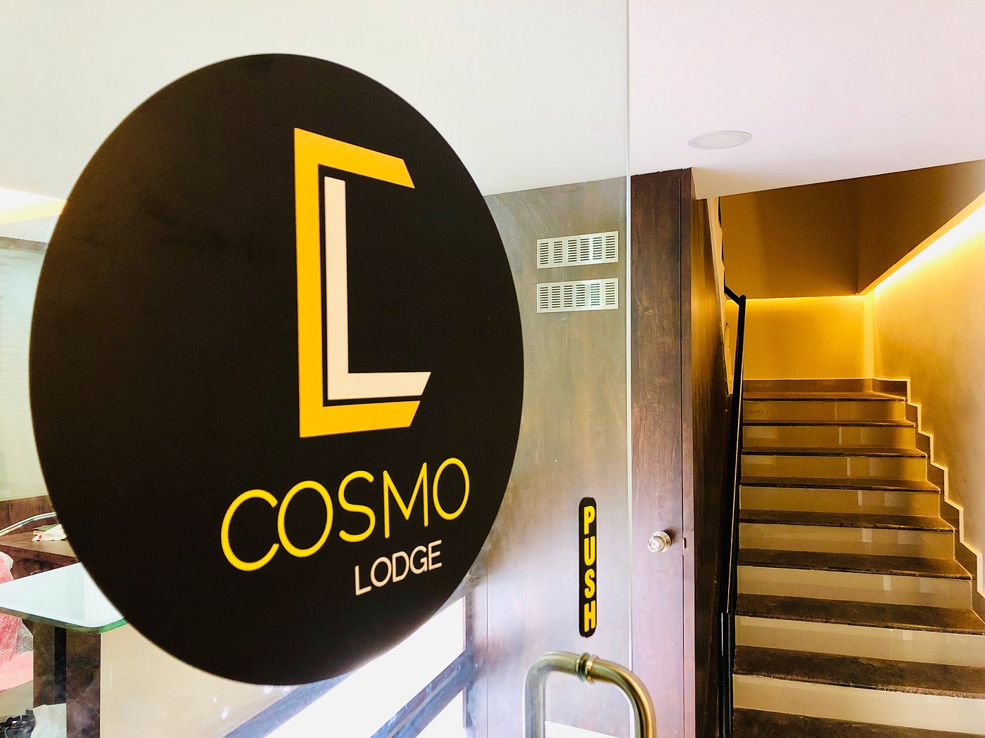 Cosmo Hotel ?w=1400&h= 1&s=1
