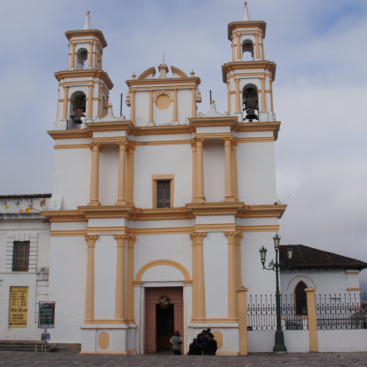 IGLESIA DE LA MERCED (San Cristobal de las Casas) - All You Need to Know  BEFORE You Go