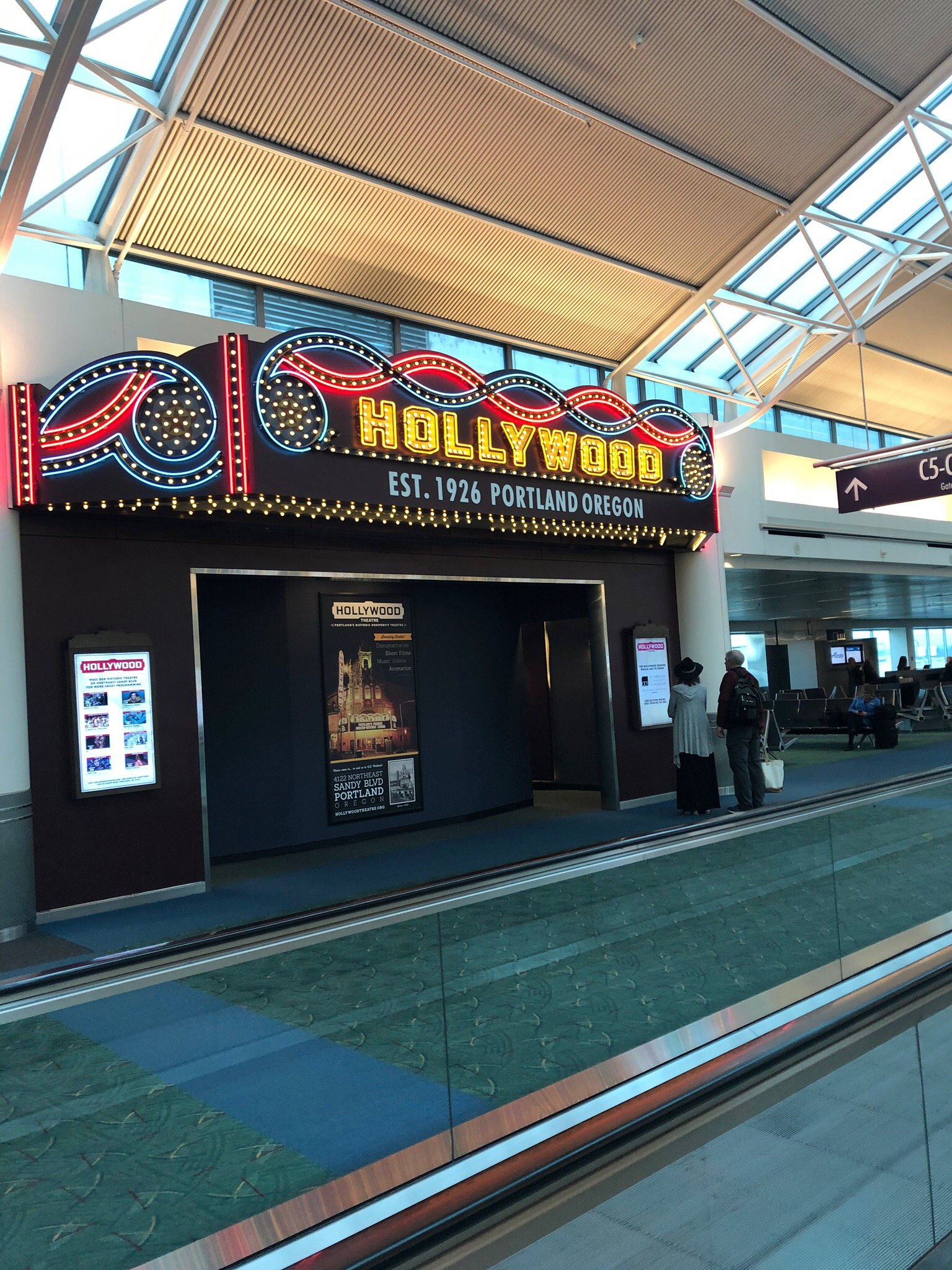 Hollywood Theatre PDX Airport - All You Need To Know BEFORE You Go (2024)