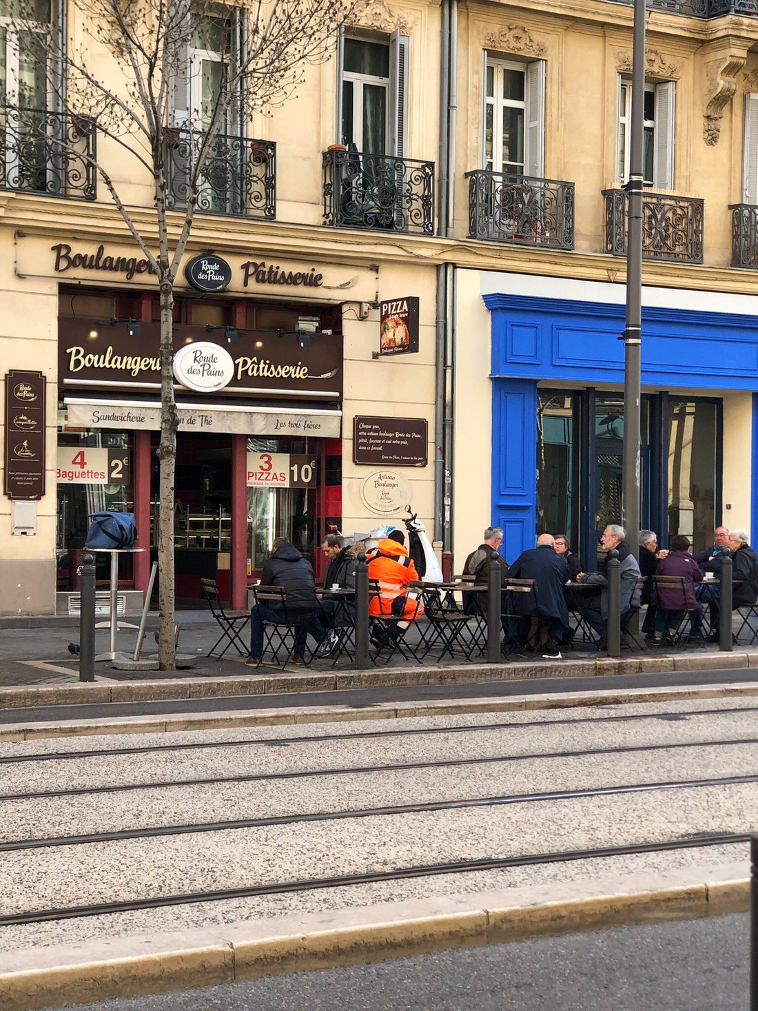 BOULANGERIE LES TROIS FRERES, Marsiglia - Ristorante Recensioni, Numero di  Telefono & Foto - Tripadvisor