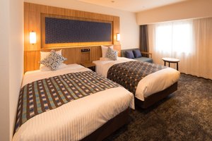 Room & Suite