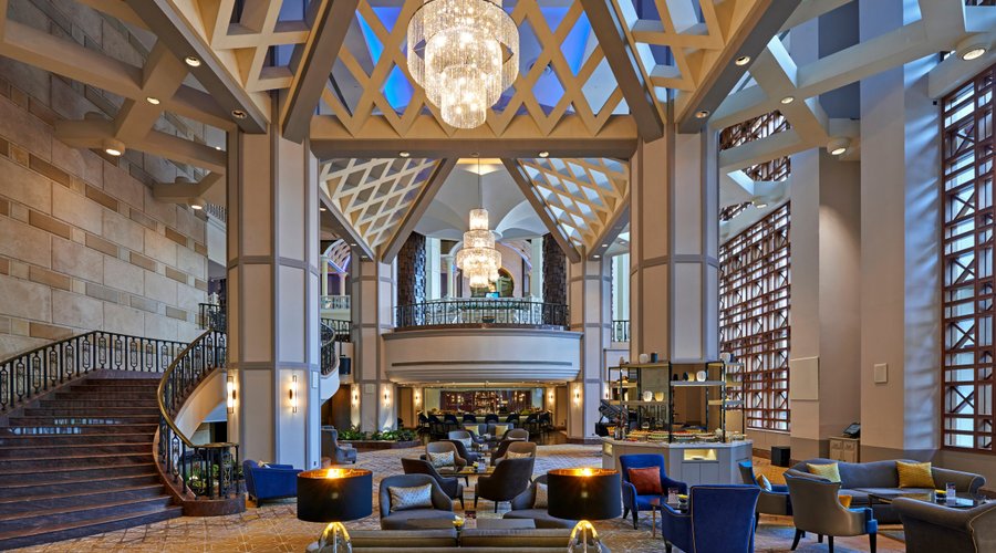 Pavilions Lounge 