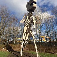 Interesting steel profile sculptures in Riverside Park Middlesbrough. Small circular 10 minute walk with views of the Tees. If your kids like dinosaurs it’s worth taking them.