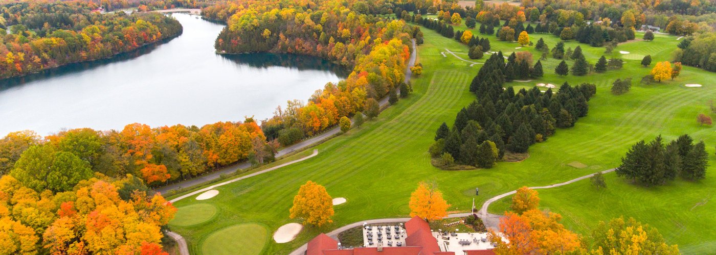This scenic 18-hole course, with its plush fairways, is one of the first golf courses designed by Robert Trent Jones, one of the game's most innovative golf course architects.