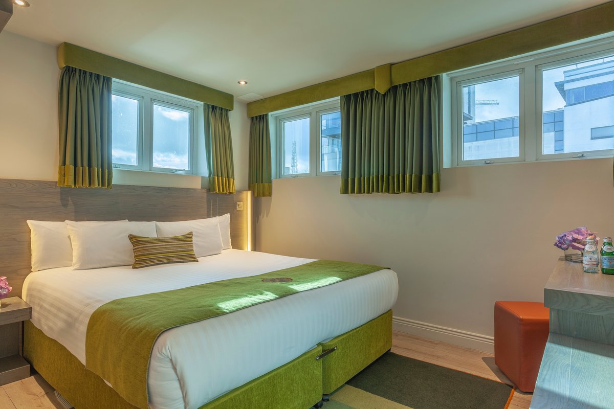 Temple Bar Inn Rooms: Pictures & Reviews - Tripadvisor