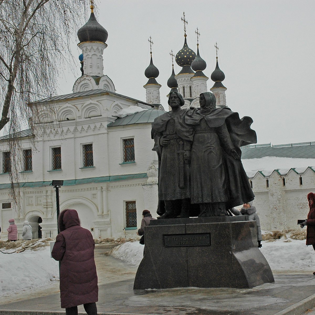 Памятник Петру и Февронии, муромским святым, Муром: лучшие советы перед  посещением - Tripadvisor