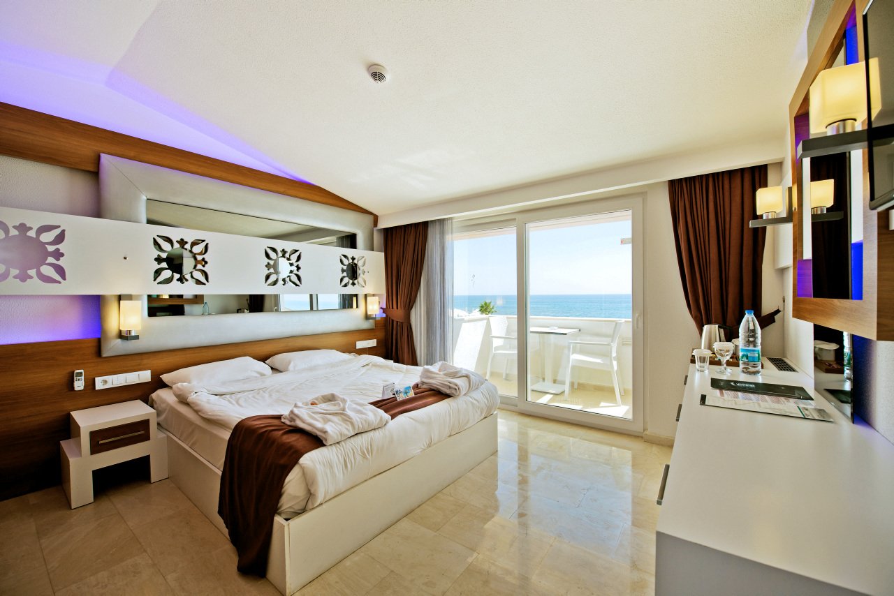 Hotel photo 28 of Flora Garden Beach.
