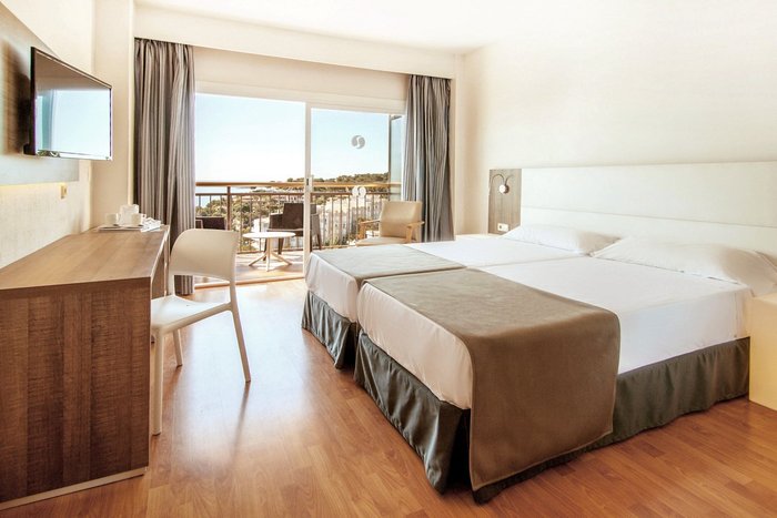 Globales Cala Vinas Hotel Rooms Pictures And Reviews Tripadvisor