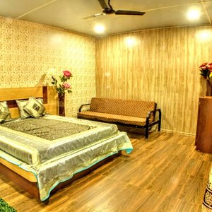 Executive Couple Room
