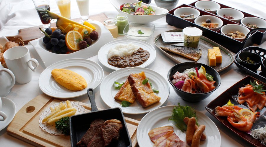 朝食