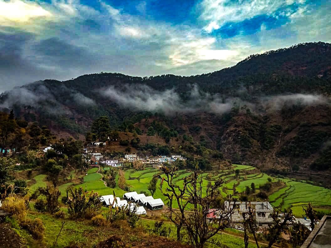 Binsar Adventure Camp, hotel in Uttarakhand