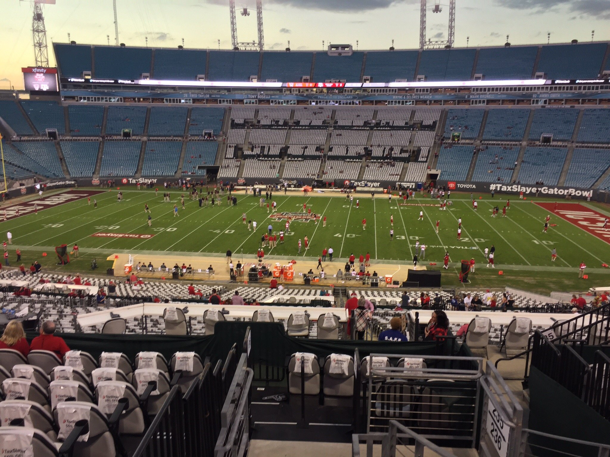 tiaa bank field gator bowl