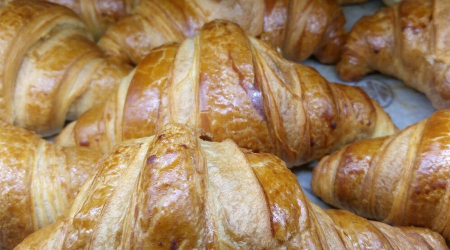 Una buona colazione per un ottima giornata .