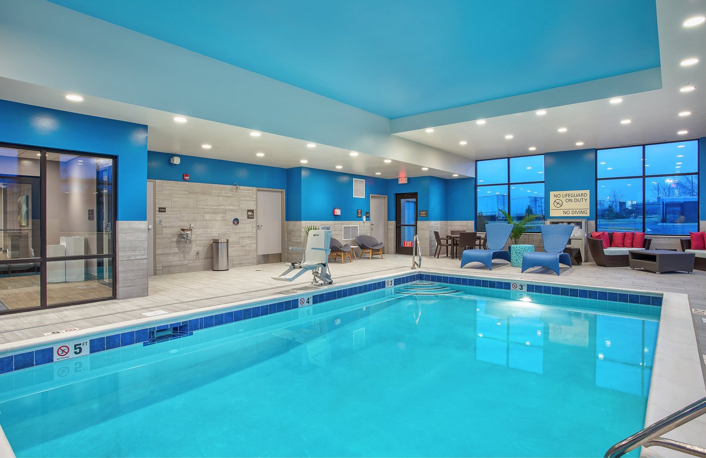 Hampton Inn Simpsonville Pool: Pictures & Reviews - Tripadvisor