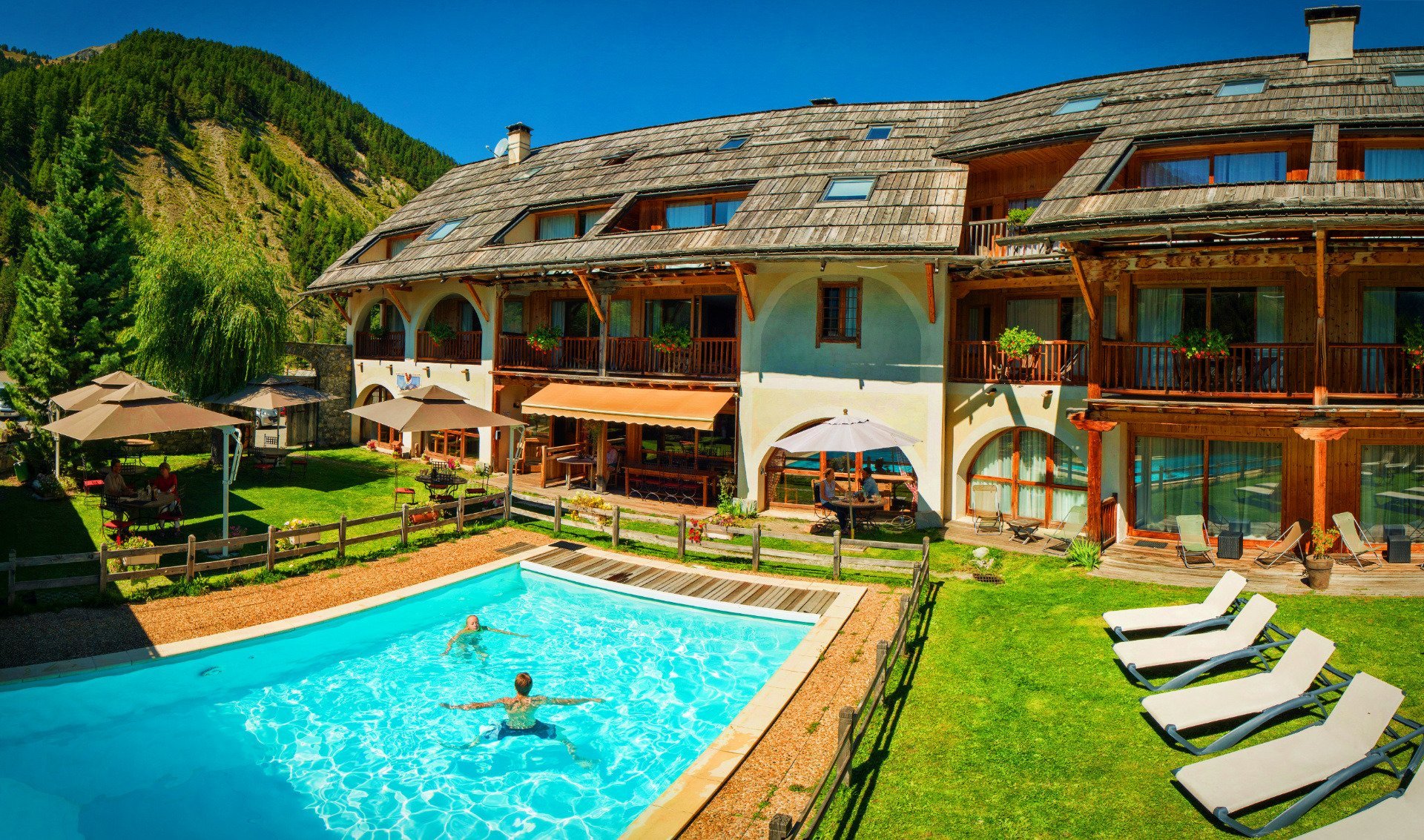 Hôtel & Spa La Ferme De L'Izoard (Arvieux) : Tarifs 2022 Mis à Jour Et ...