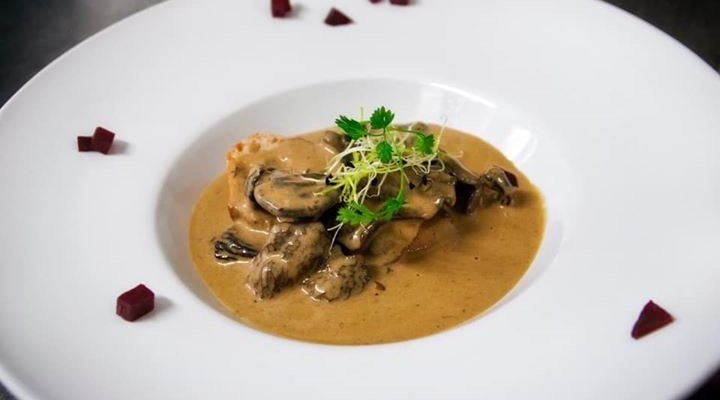 Croute champignons des sous-bois