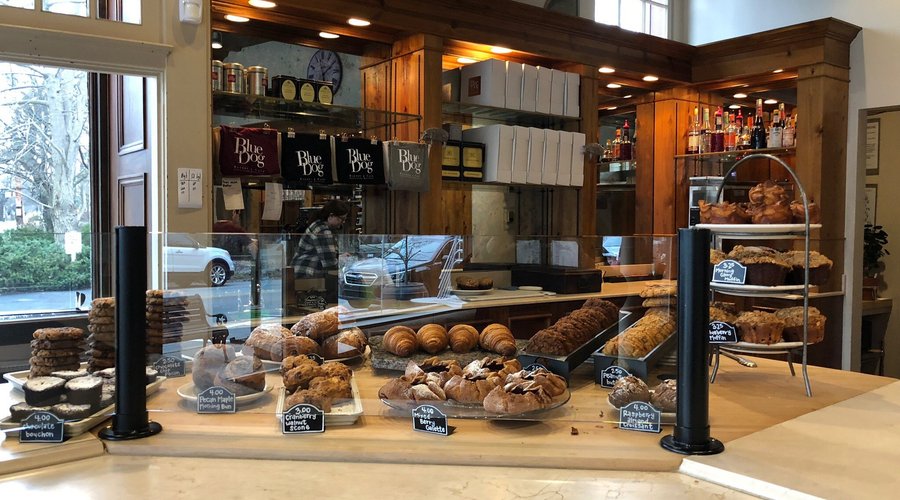 Blue Dog Bakery & Cafe
