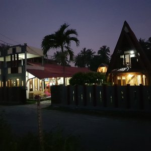 Lovina Krui Surf,Tanjung Setia,Krui, Sumatra,Indonesia, 34875