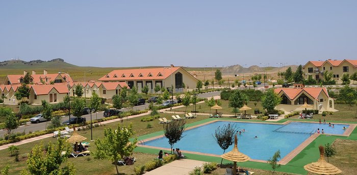 farah inn hotel & resort