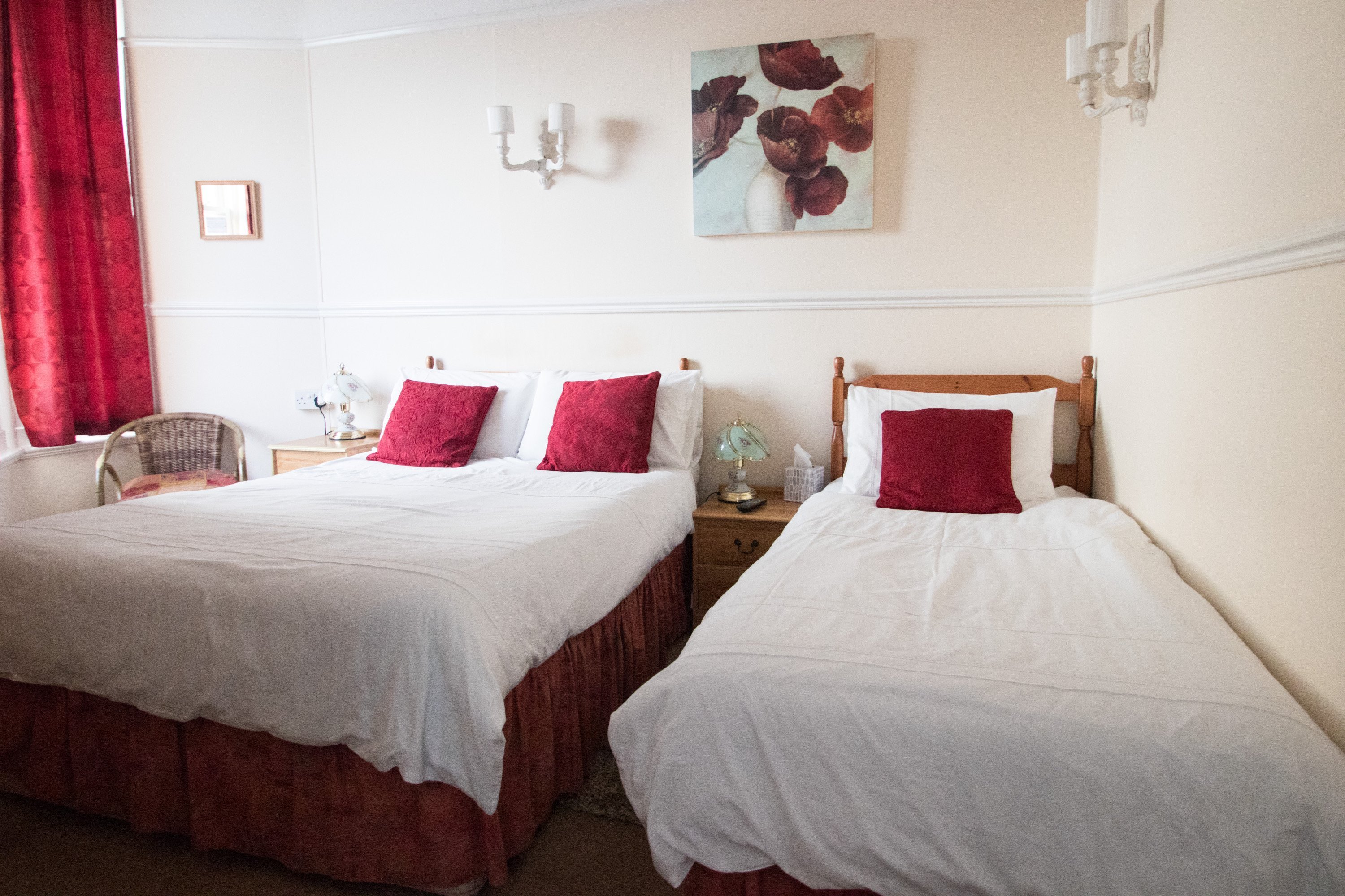 SEA LAWN LODGE BED AND BREAKFAST - B&B Reviews (Dawlish)