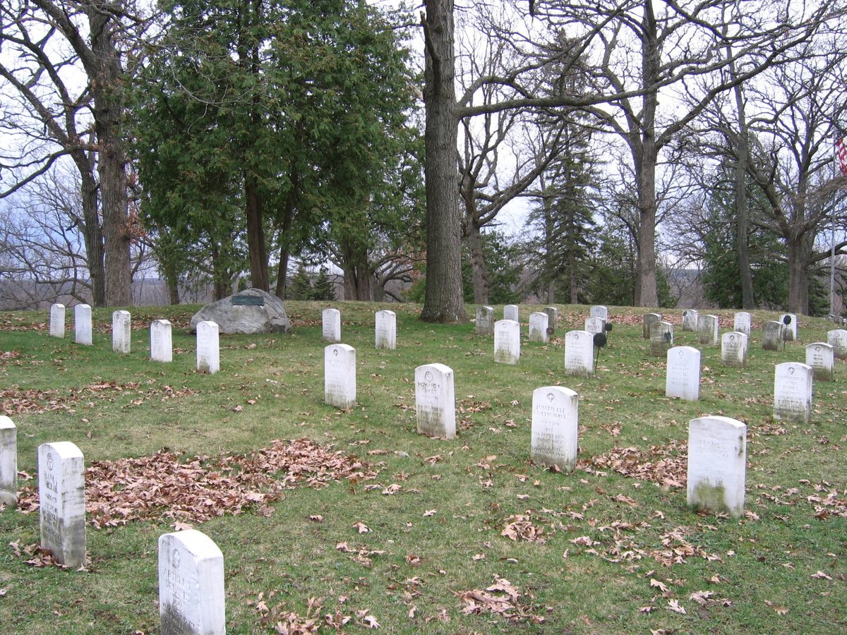 Forest Hill Cemetery, Madison