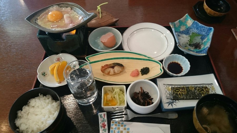 朝食