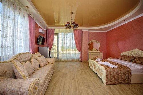 Vk hotel royal алушта телефон