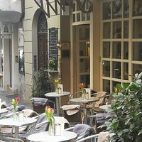 Moccabar auf Frühling eingestellt