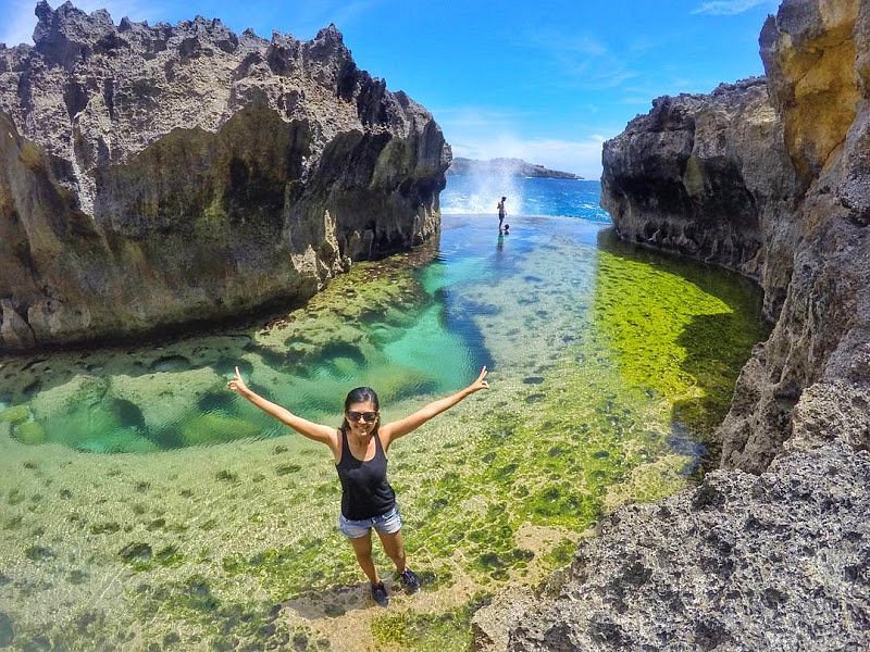 Нуса пенида экскурсии. Нуса Пенида Angel's Billabong. Angels Billabong Бали. Nusa Penida бассейн. Nusa Penida Бали.