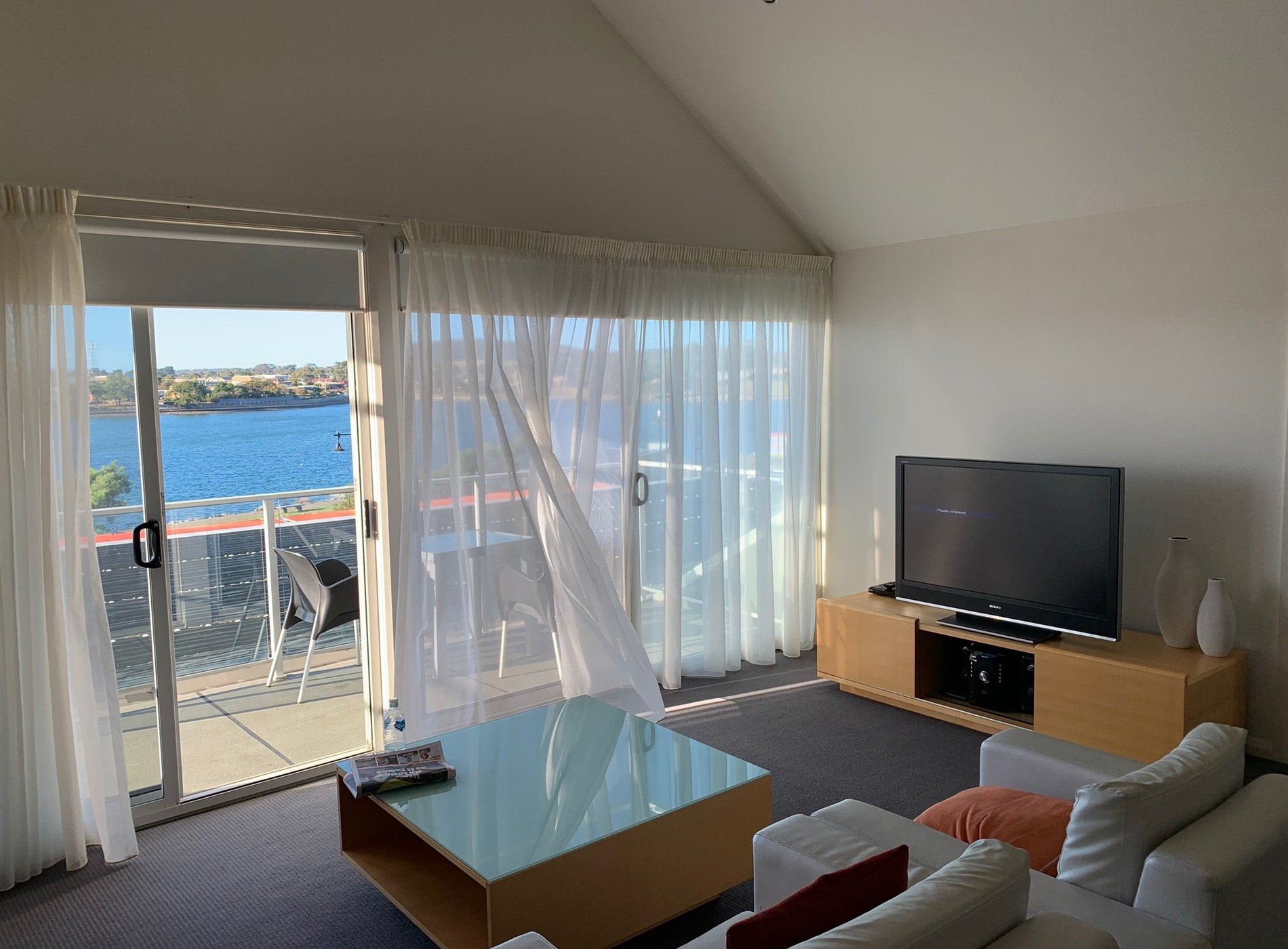 York Cove Hotel by null