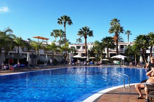 Pool og strand