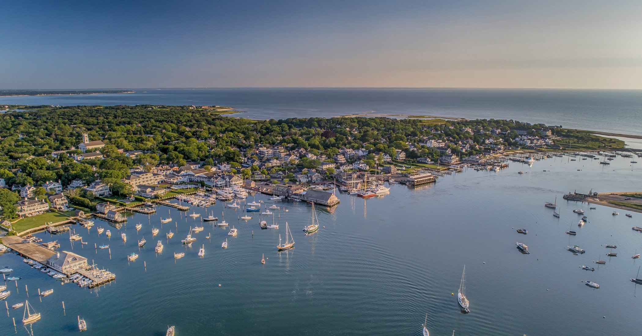 The Harborside Inn by null