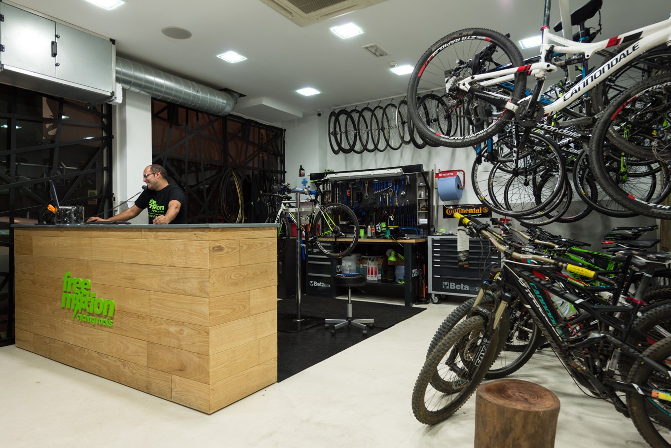 Free motion sale bike shop