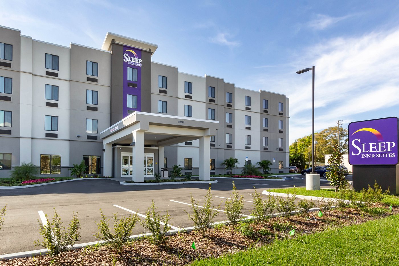 SLEEP INN & SUITES TAMPA SOUTH Updated 2024 Prices & Hotel Reviews FL