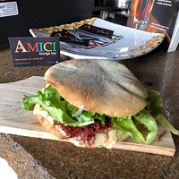 Le più buone birre artigianali, Fantastiche pietanze e bibite. Tutto rigorosamente SICILIANO!!