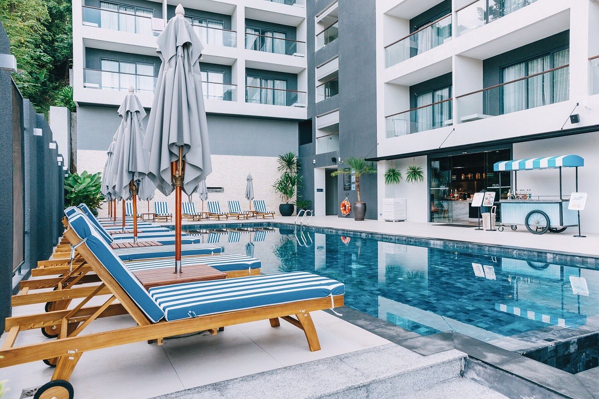 Hotel ikon phuket 4 карон