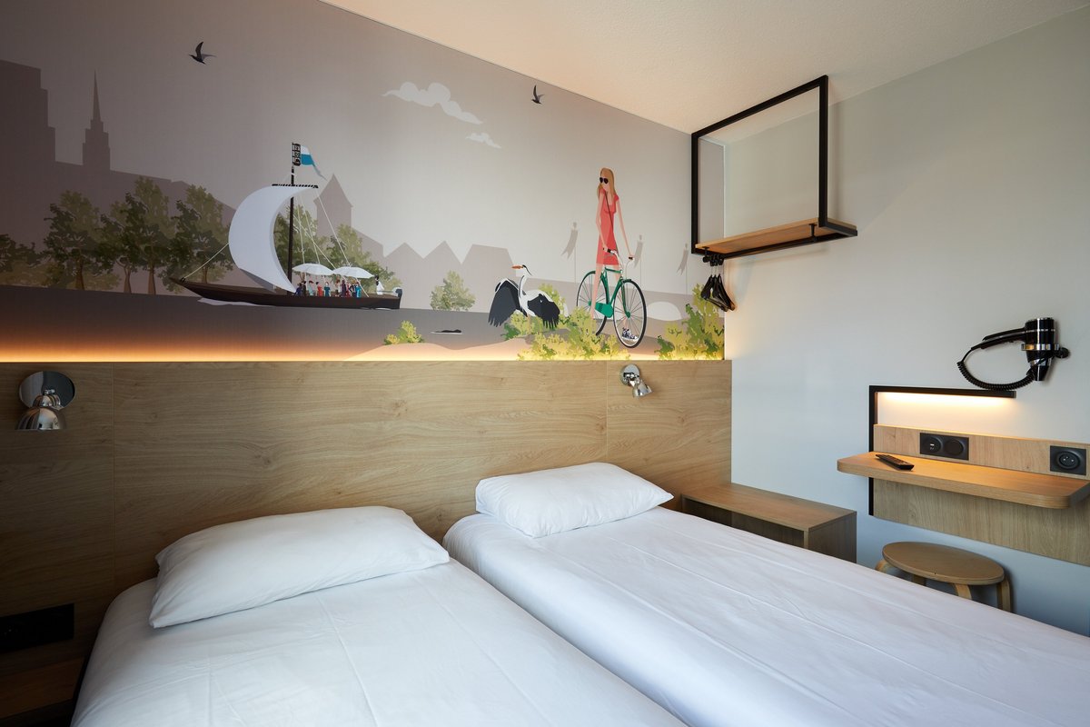 Kyriad Direct Orleans Ouest La Chapelle-Saint-Mesmin Rooms: Pictures & Reviews Kyriad Direct Orleans Ouest La Chapelle-Saint... 