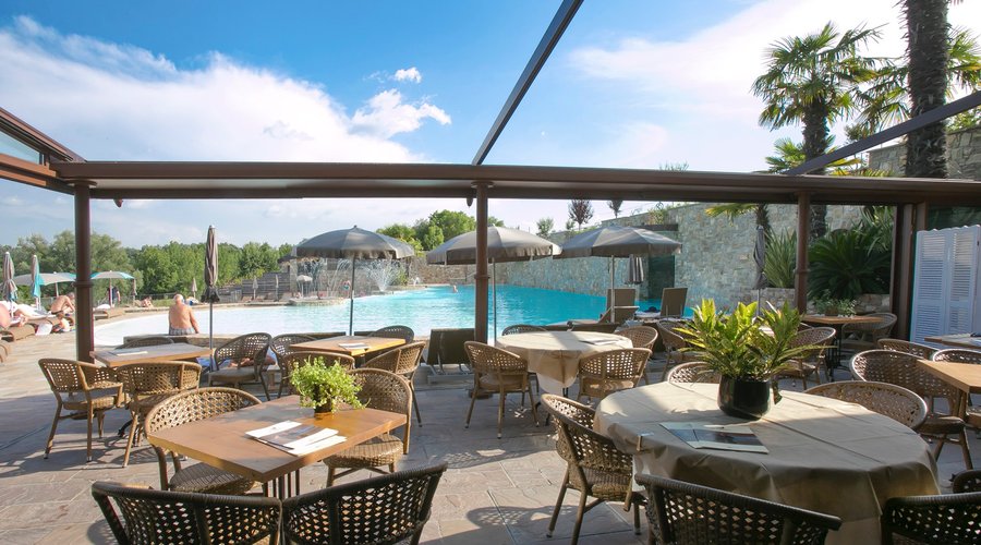 Bar & Grill il Tuffetto propone deliziosi siziosità, light Lunch e cocktail