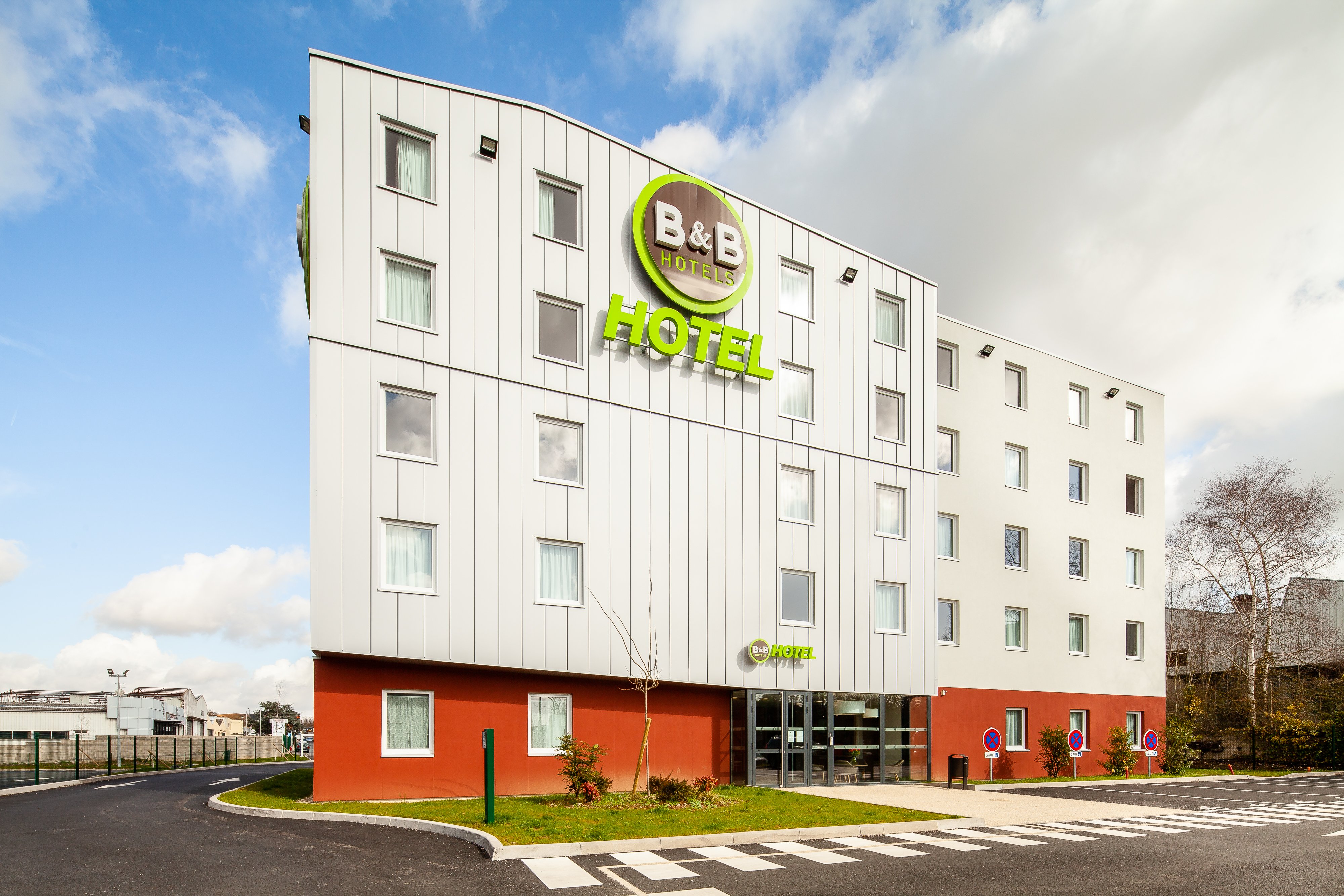 B&B HOTEL MEAUX $79 ($̶8̶5̶) - Prices & Reviews - France