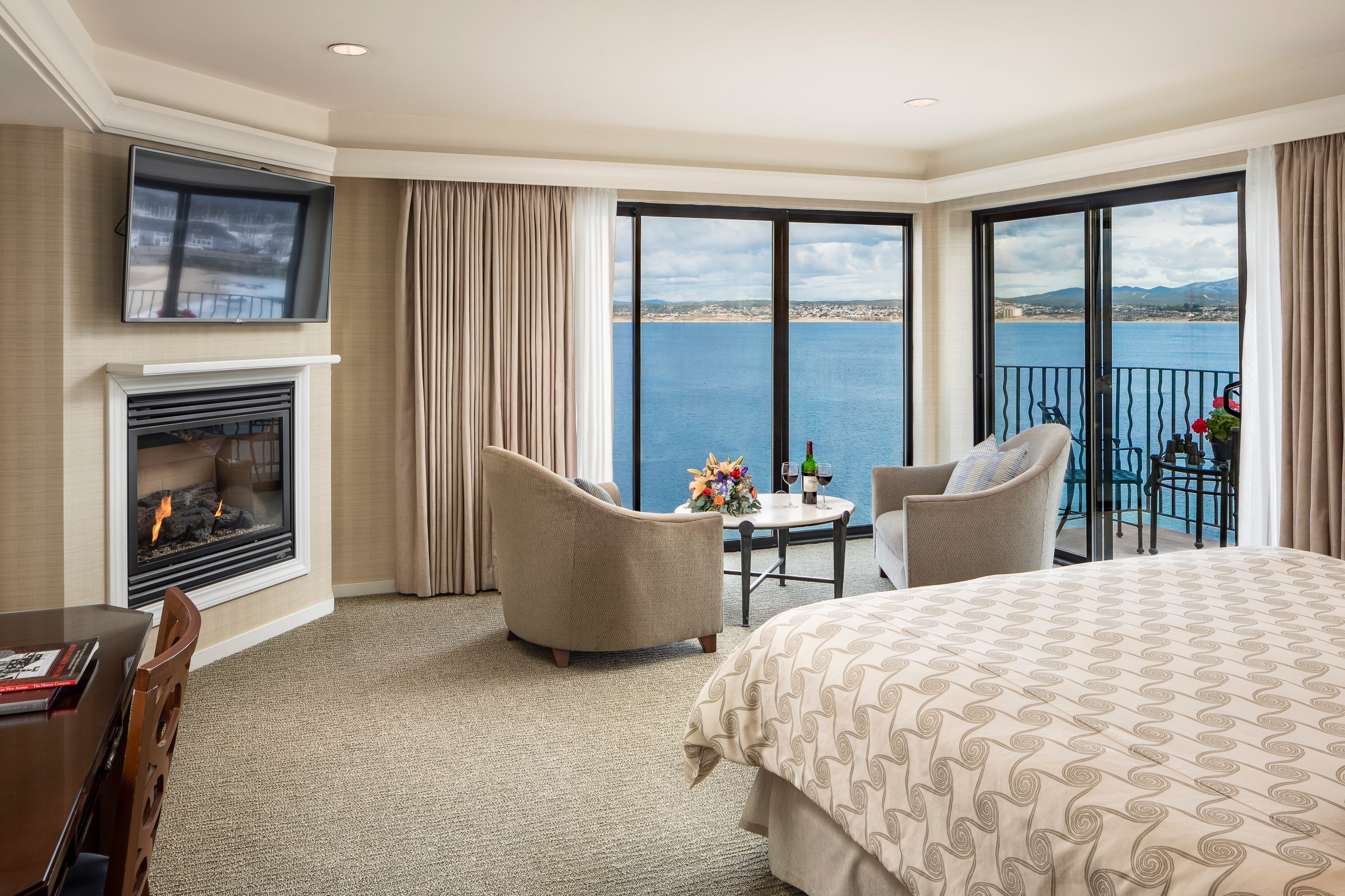 MONTEREY BAY INN Updated 2024 Reviews Photos Prices   Panoramic Oceanfront 