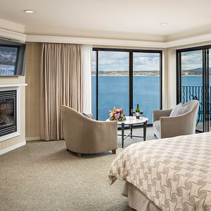 Panoramic Oceanfront Room