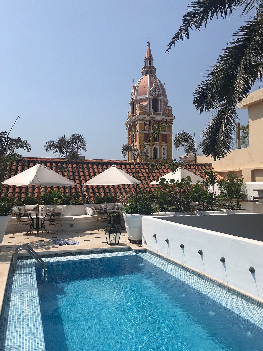 Hotel Amarla, hotell i Cartagena