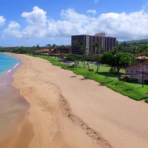 Set oceanfront along a 1/2 mile stretch of beautiful Kaanapali Beach