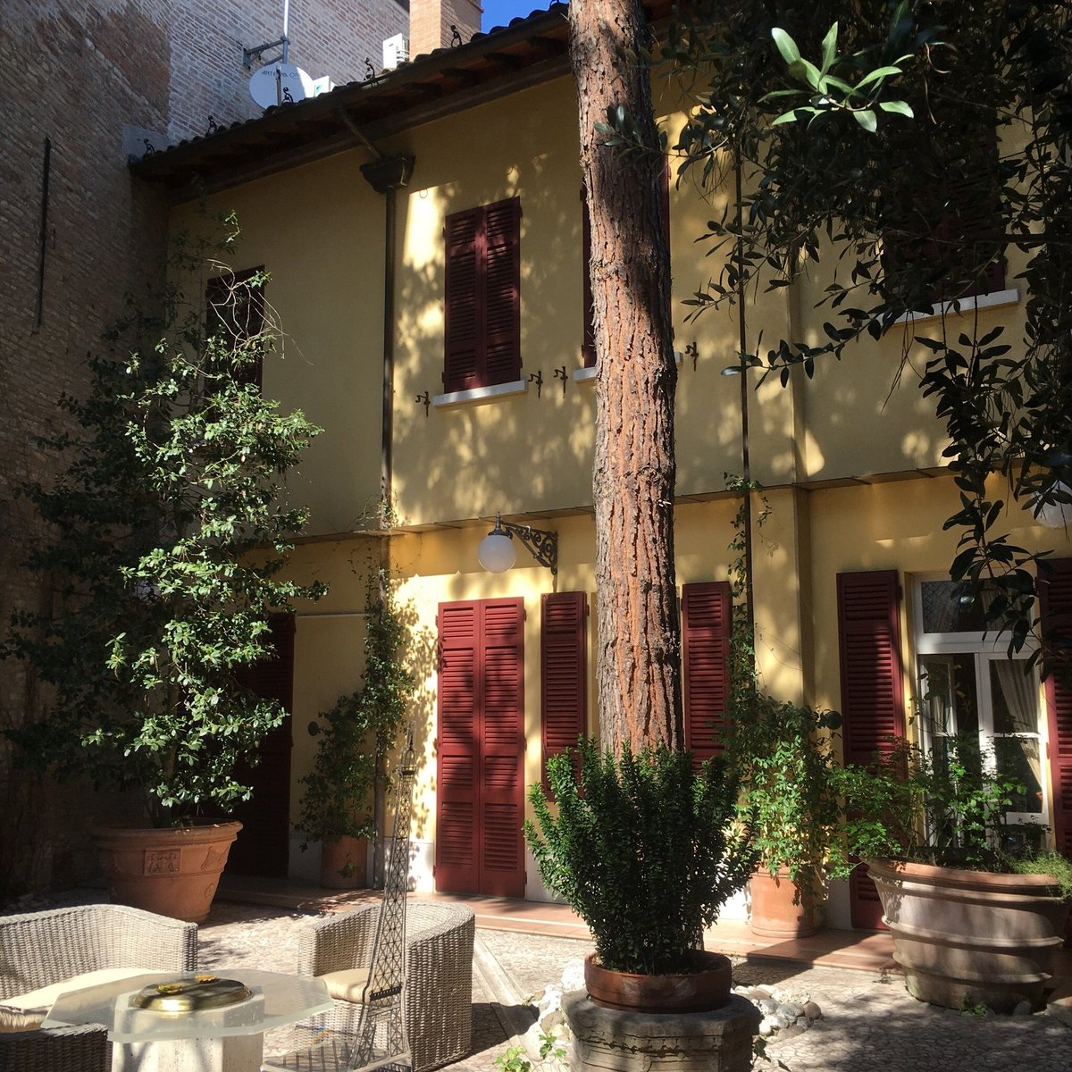 CHEZ PAPA $172 ($̶1̶9̶1̶) - Prices & B&B Reviews - Ravenna, Italy