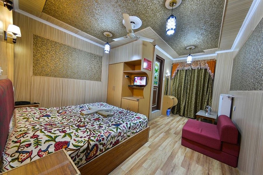 CITY GRACE HOTEL (Srinagar, Kashmir) - Specialty Hotel Reviews, Photos