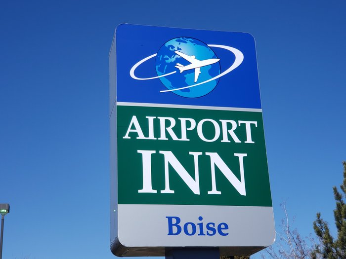 Airport Inn Parking: Pictures & Reviews - Tripadvisor