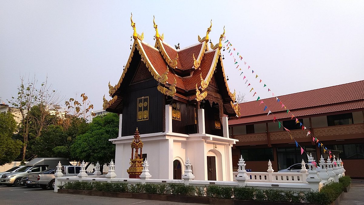 Wat Si Don Chai Chang Khlan Luchshie Sovety Pered Posesheniem Tripadvisor