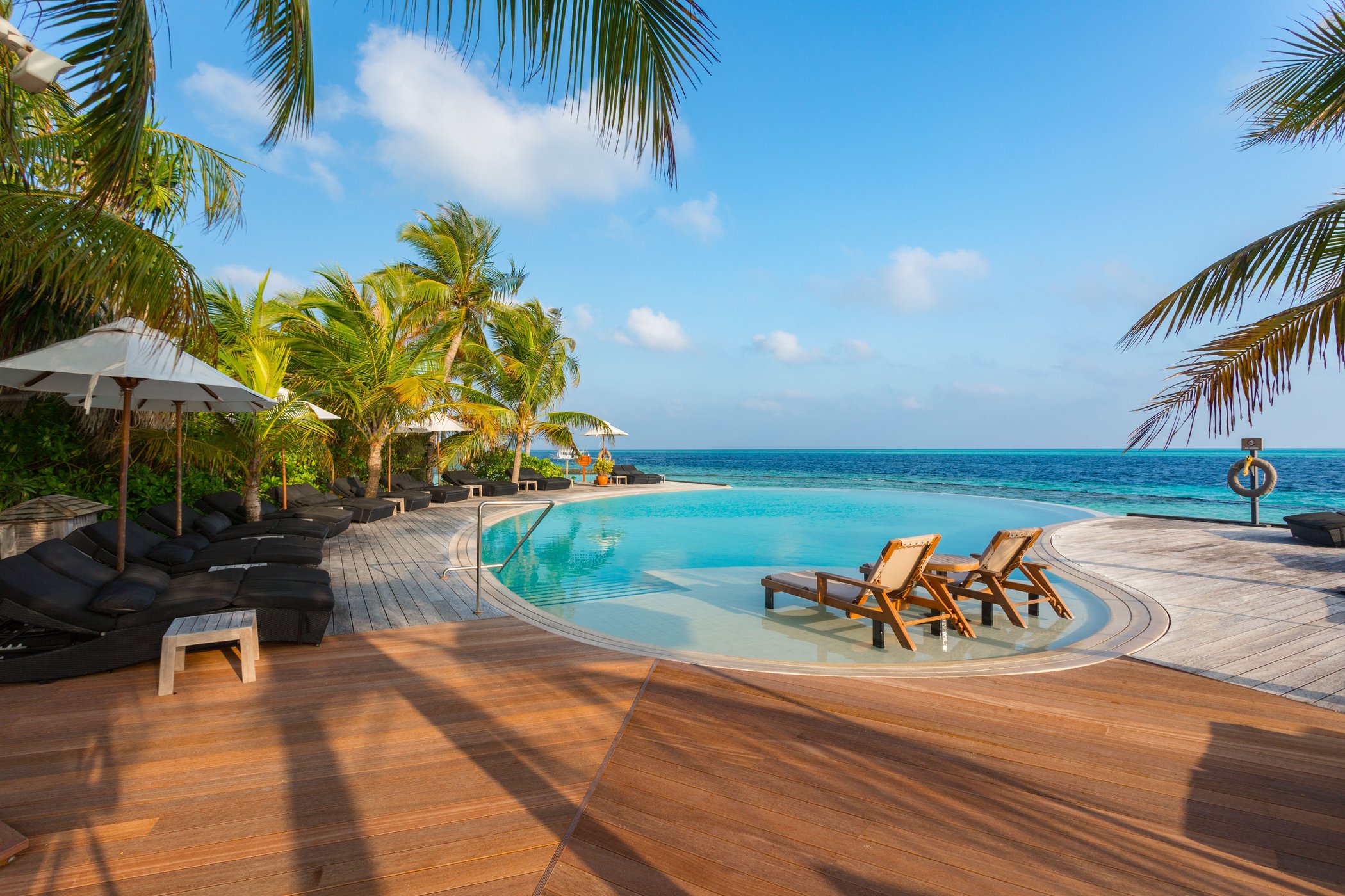 Komandoo Island Resort & Spa by null