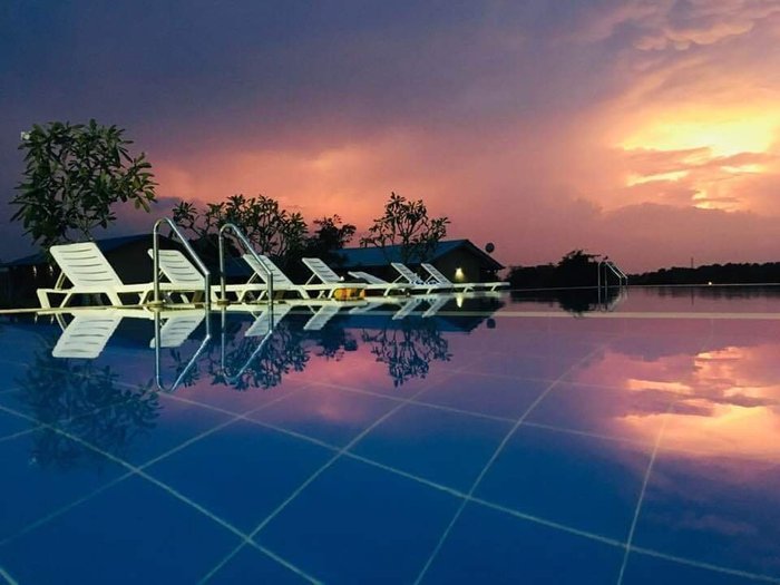 RHO Sigiriya Lake Edge Retreat & Spa Pool Pictures & Reviews - Tripadvisor