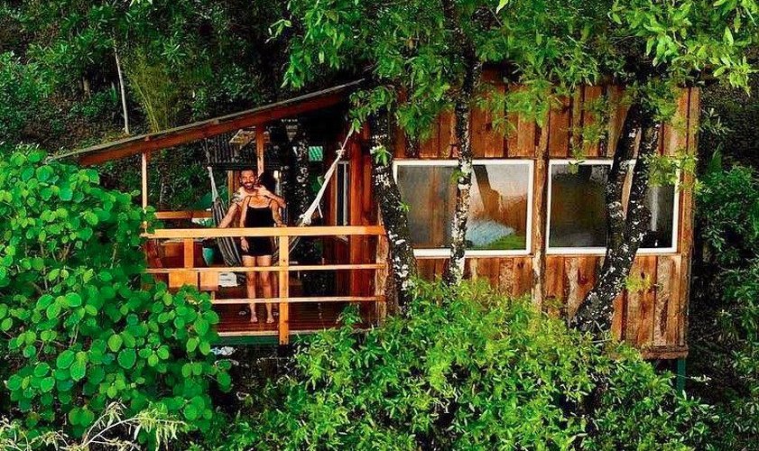 La Casa del Encino is nestled amongst the oak trees.
